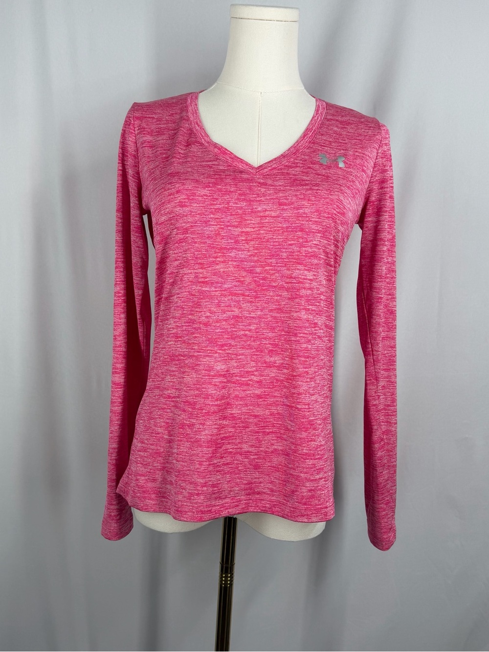Under Armour Pink V Neck Long Sleeve Athletic Top Women's Size Extra Small